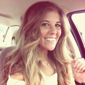 Meet your Posher, Suzanne